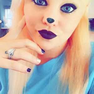 Meet your Posher, Tiffany